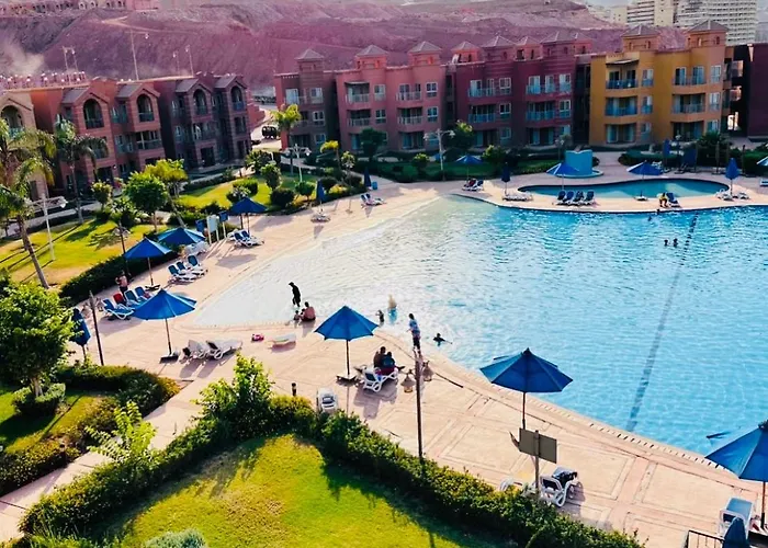 Porto Sokhna Water Front Vip Chalet *